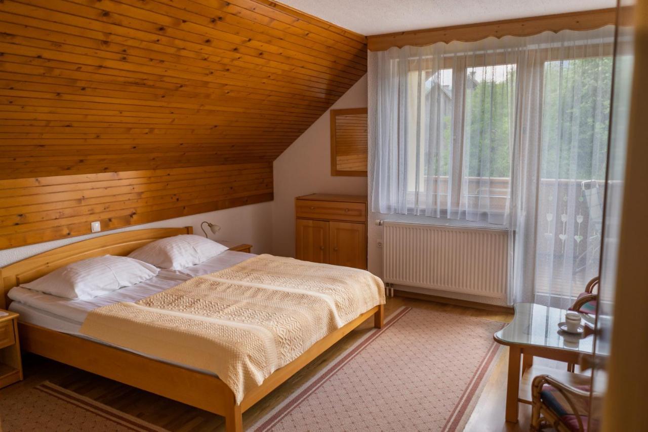 Apartma Pr Tavcarju Zgornje Gorje Exterior foto